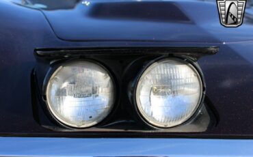 Chevrolet-Corvette-Coupe-1971-Red-Black-123905-10