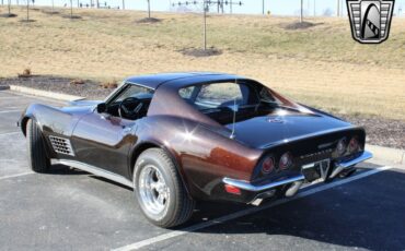 Chevrolet-Corvette-Coupe-1971-Red-Black-123905-3