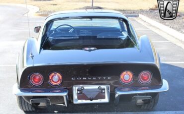 Chevrolet-Corvette-Coupe-1971-Red-Black-123905-4