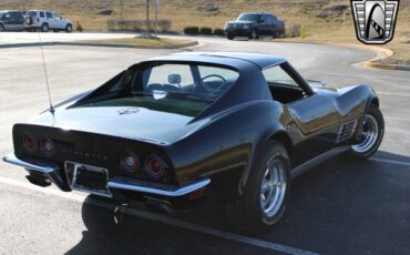 Chevrolet-Corvette-Coupe-1971-Red-Black-123905-5