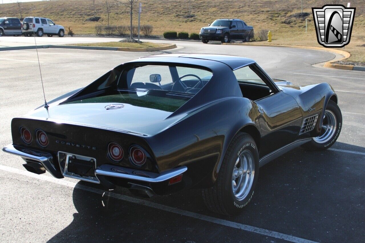 Chevrolet-Corvette-Coupe-1971-Red-Black-123905-5