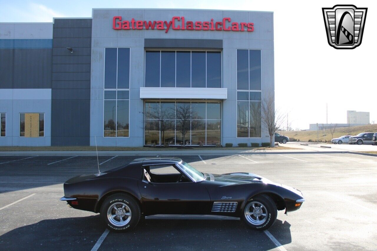 Chevrolet-Corvette-Coupe-1971-Red-Black-123905-6