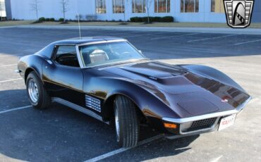 Chevrolet-Corvette-Coupe-1971-Red-Black-123905-7