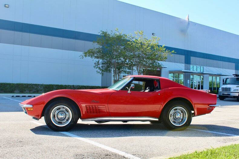 Chevrolet-Corvette-Coupe-1971-Red-Black-82419-8