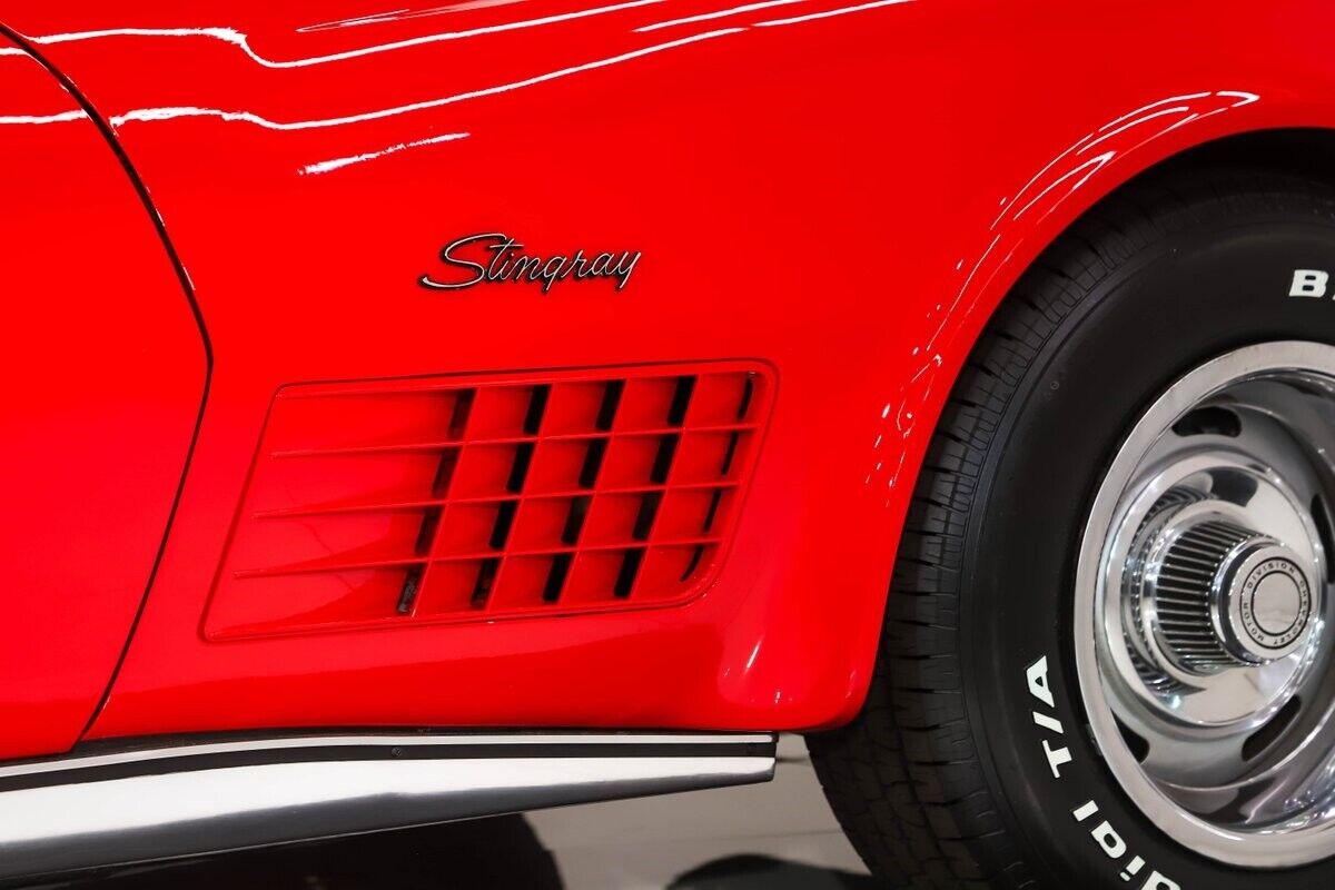 Chevrolet-Corvette-Coupe-1971-Red-Red-0-9