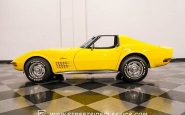 Chevrolet-Corvette-Coupe-1971-Yellow-Black-133159-2