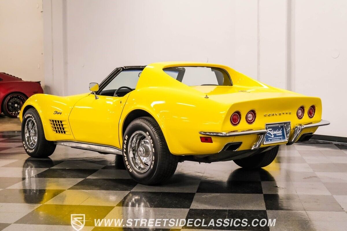 Chevrolet-Corvette-Coupe-1971-Yellow-Black-133159-8