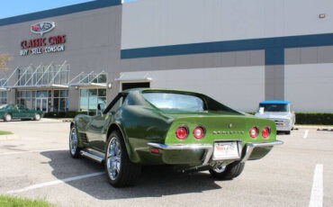 Chevrolet-Corvette-Coupe-1972-156179-11