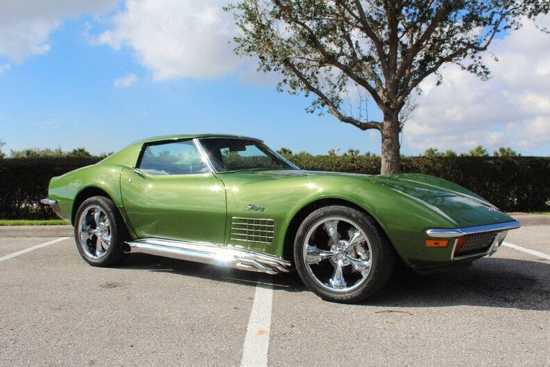 Chevrolet-Corvette-Coupe-1972-156179-3