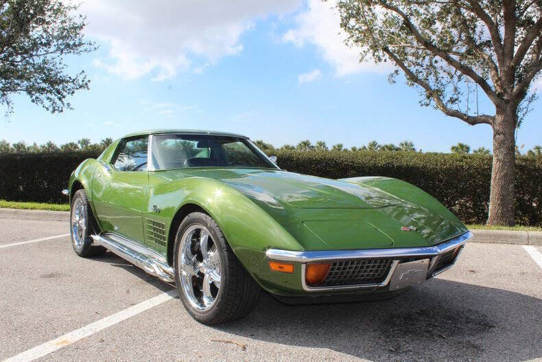 Chevrolet-Corvette-Coupe-1972-156179-4