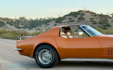 Chevrolet-Corvette-Coupe-1972-188293-10