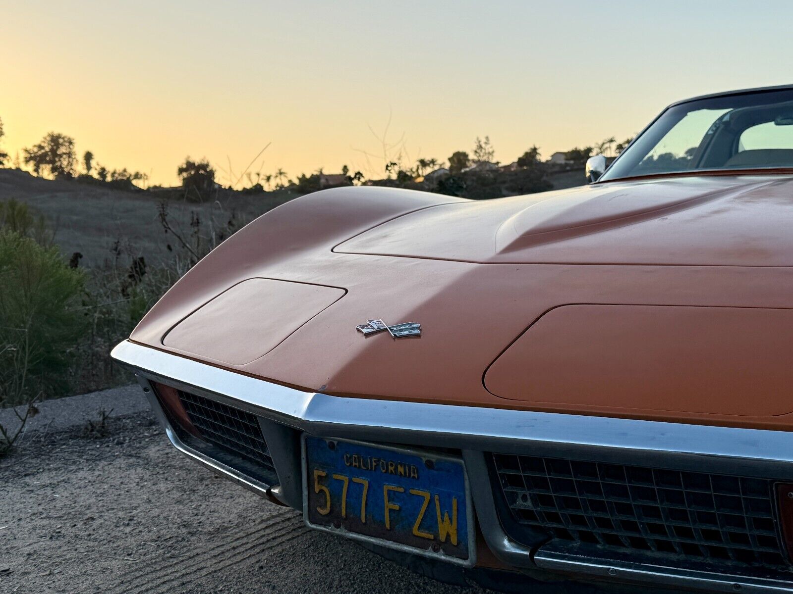 Chevrolet-Corvette-Coupe-1972-188293-37