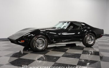 Chevrolet-Corvette-Coupe-1973-Black-Black-87938-6