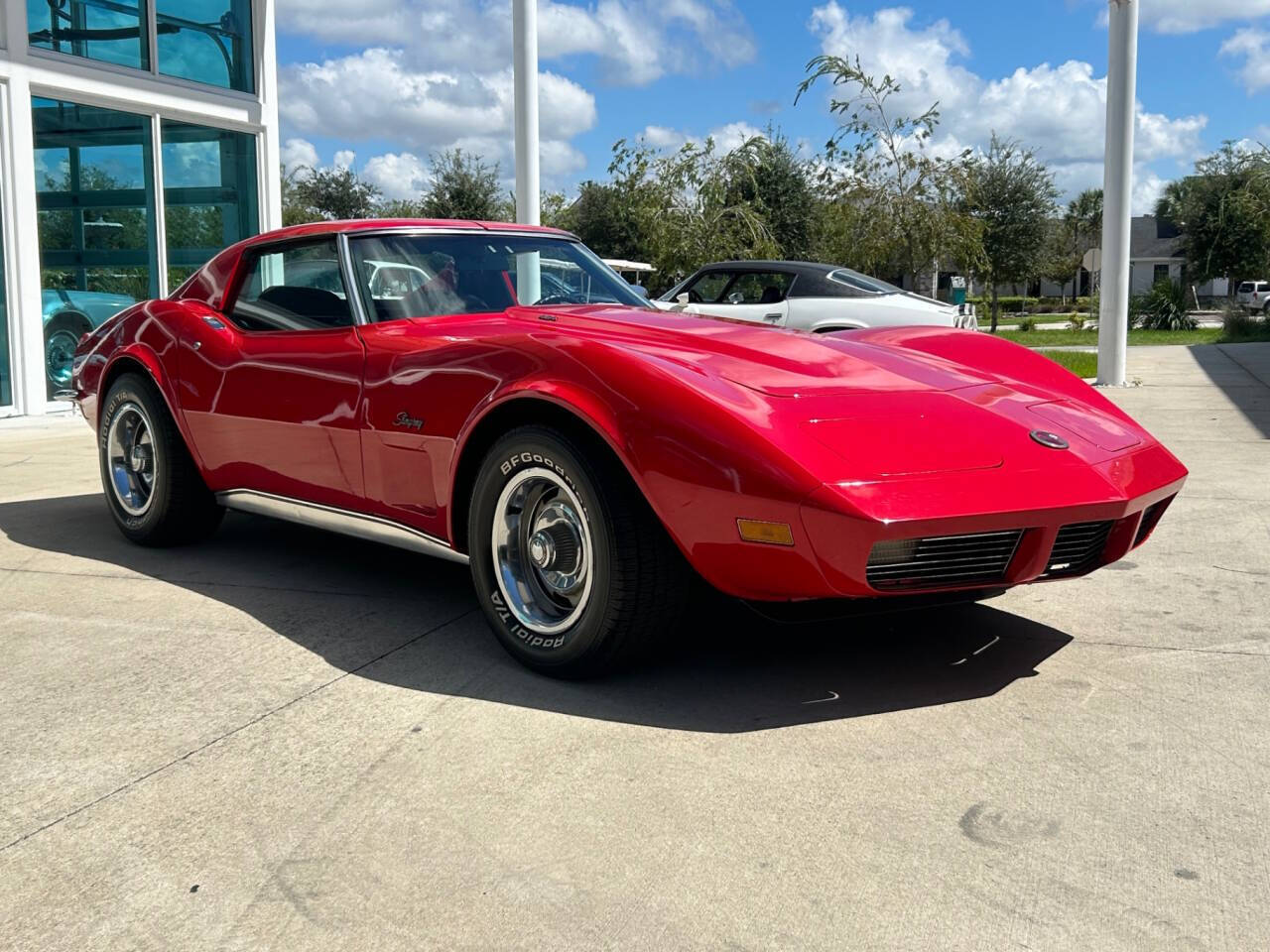 Chevrolet-Corvette-Coupe-1973-Red-Black-160534-2