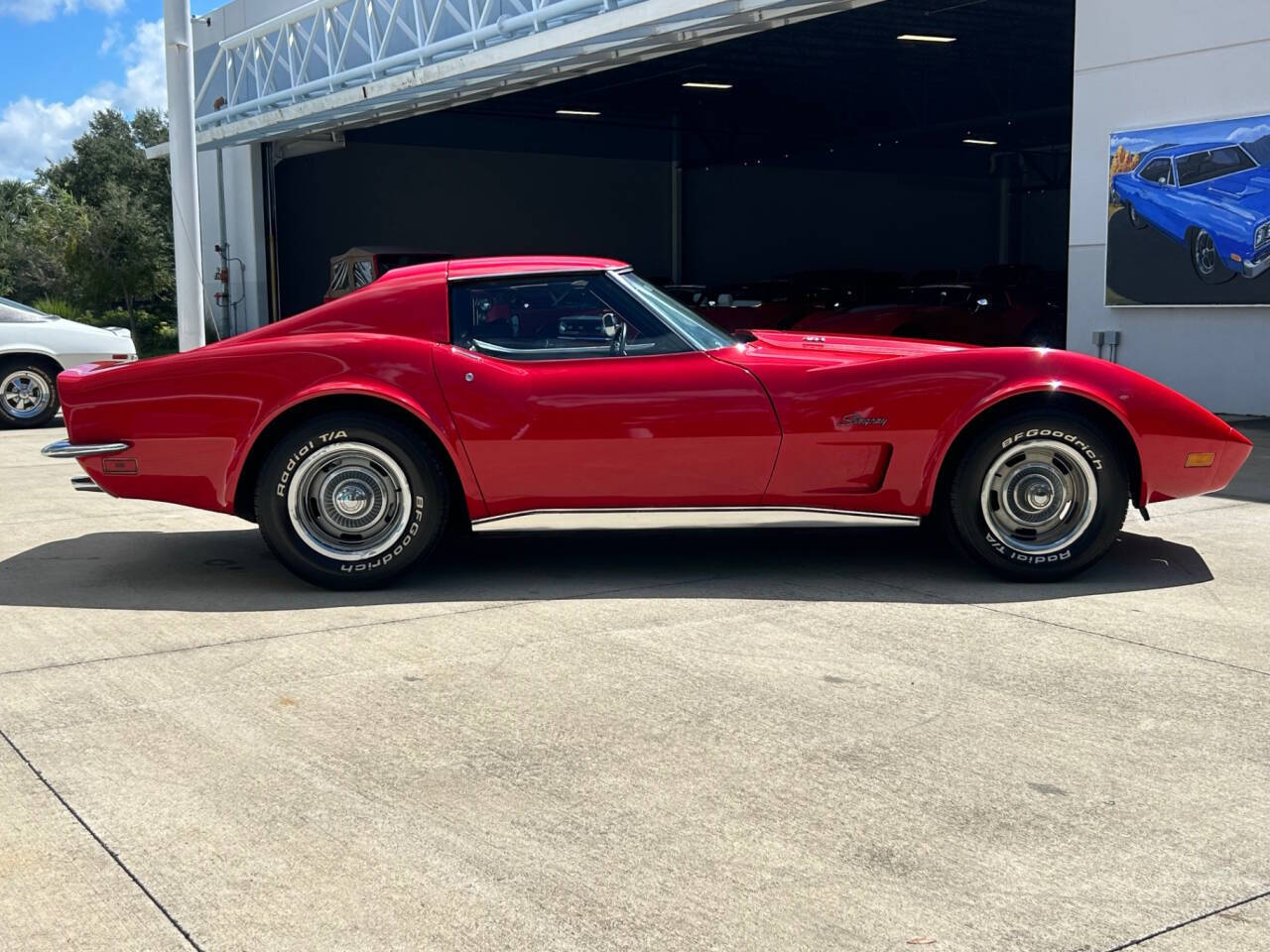 Chevrolet-Corvette-Coupe-1973-Red-Black-160534-3