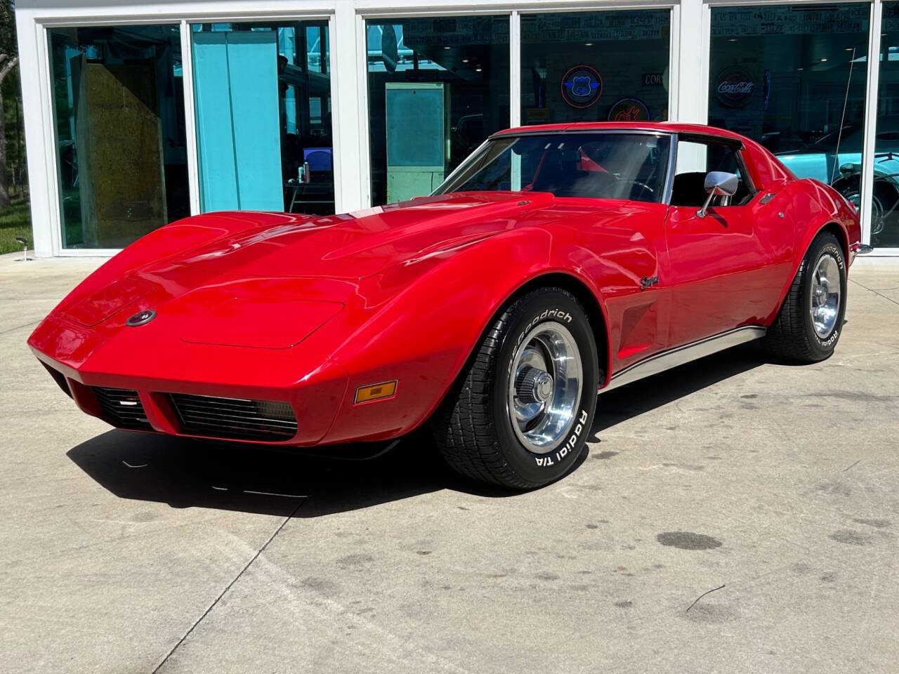 Chevrolet-Corvette-Coupe-1973-Red-Black-160534-9