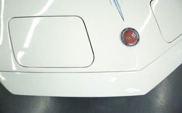 Chevrolet-Corvette-Coupe-1973-White-Blue-86559-11