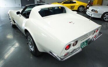 Chevrolet-Corvette-Coupe-1973-White-Blue-86559-8