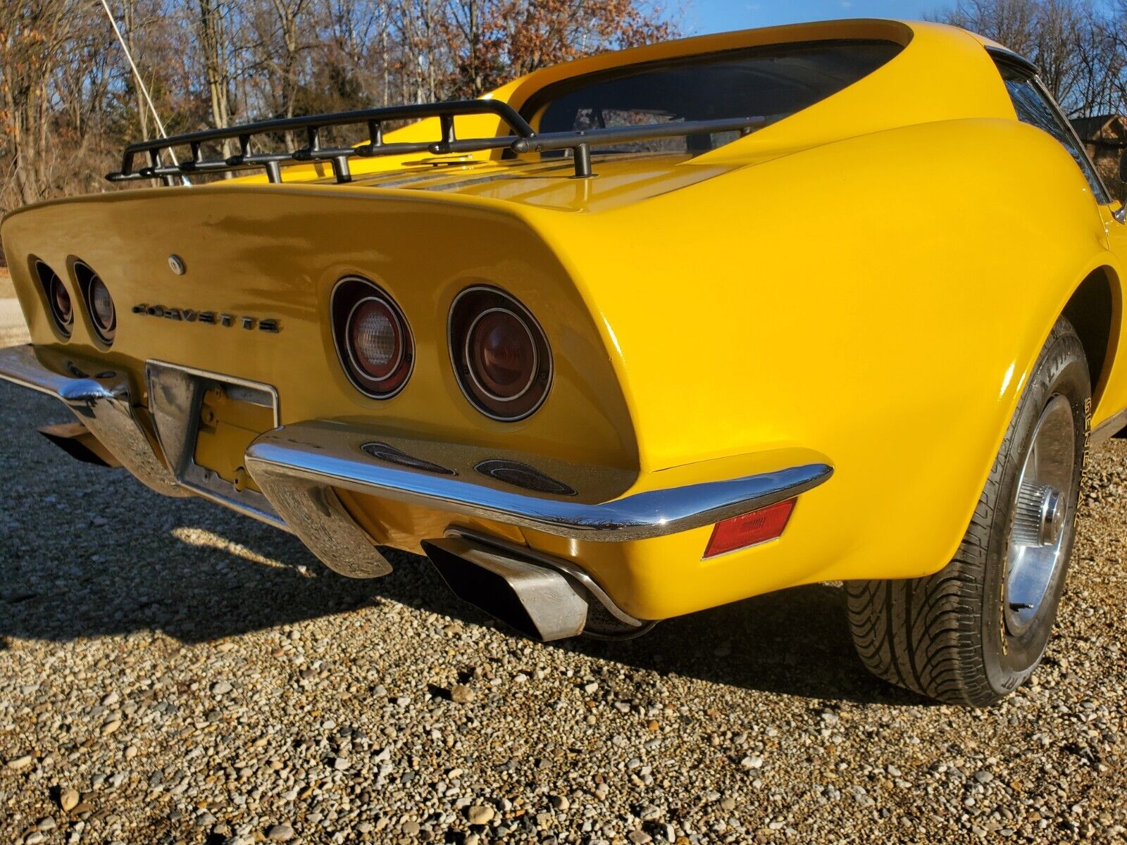 Chevrolet-Corvette-Coupe-1973-Yellow-Black-83686-15