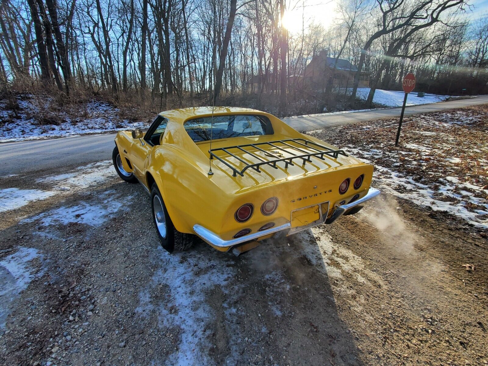 Chevrolet-Corvette-Coupe-1973-Yellow-Black-83686-7