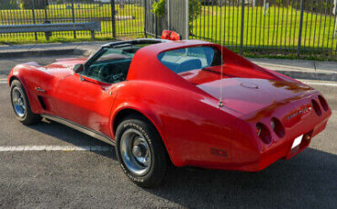 Chevrolet-Corvette-Coupe-1974-Red-Black-41185-5