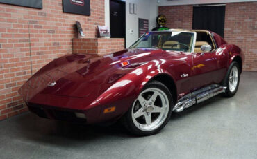 Chevrolet-Corvette-Coupe-1974-Red-Saddle-51373-2