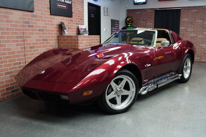 Chevrolet-Corvette-Coupe-1974-Red-Saddle-51373-2