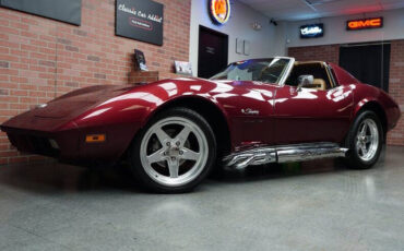 Chevrolet-Corvette-Coupe-1974-Red-Saddle-51373-4