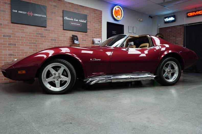 Chevrolet-Corvette-Coupe-1974-Red-Saddle-51373-5