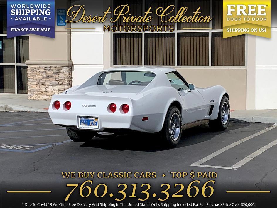 Chevrolet-Corvette-Coupe-1974-White-Tan-0-10