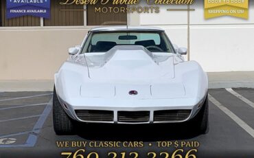 Chevrolet-Corvette-Coupe-1974-White-Tan-0-2