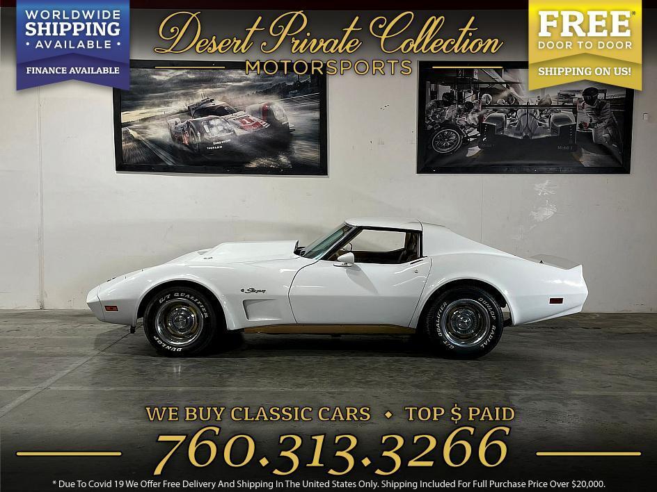 Chevrolet-Corvette-Coupe-1974-White-Tan-0-4