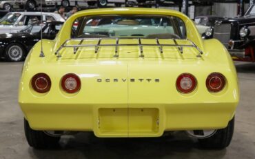 Chevrolet-Corvette-Coupe-1974-Yellow-Tan-113864-6