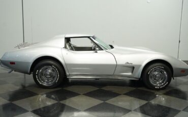 Chevrolet-Corvette-Coupe-1975-Silver-Silver-135673-11