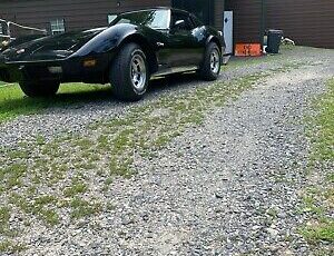 Chevrolet Corvette Coupe 1976