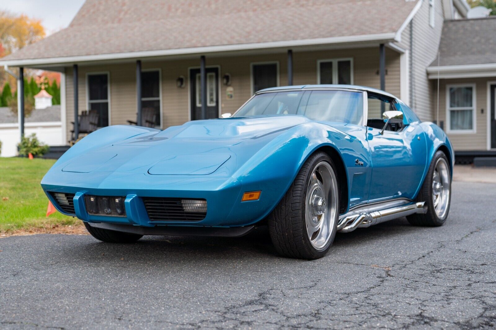 Chevrolet-Corvette-Coupe-1976-Blue-Black-107118-3