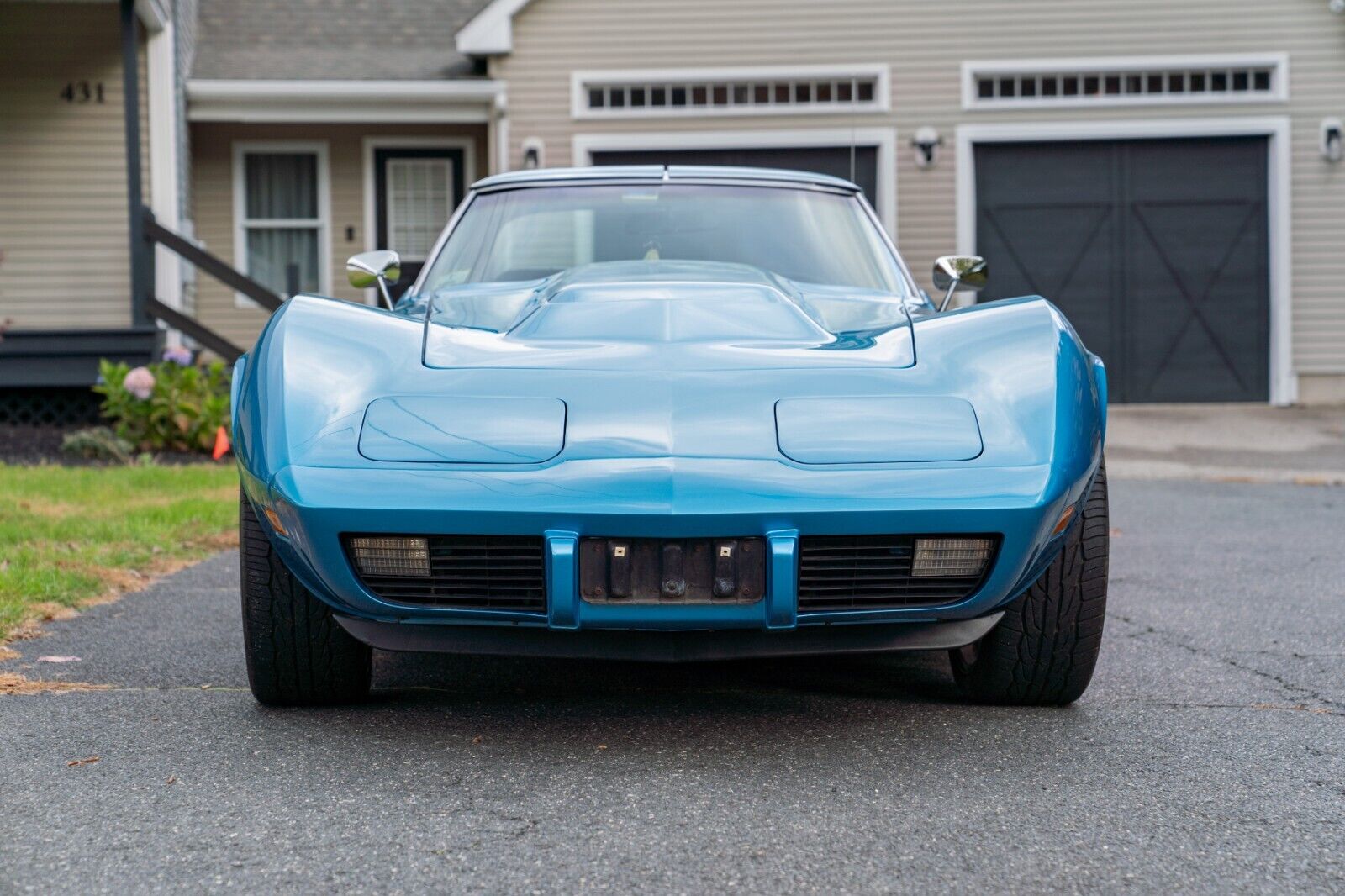 Chevrolet-Corvette-Coupe-1976-Blue-Black-107118-4