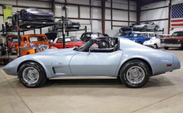 Chevrolet-Corvette-Coupe-1977-Blue-Black-40974-3