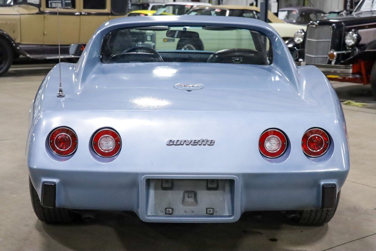 Chevrolet-Corvette-Coupe-1977-Blue-Black-40974-6