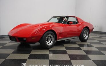 Chevrolet-Corvette-Coupe-1977-Red-Black-49460-7