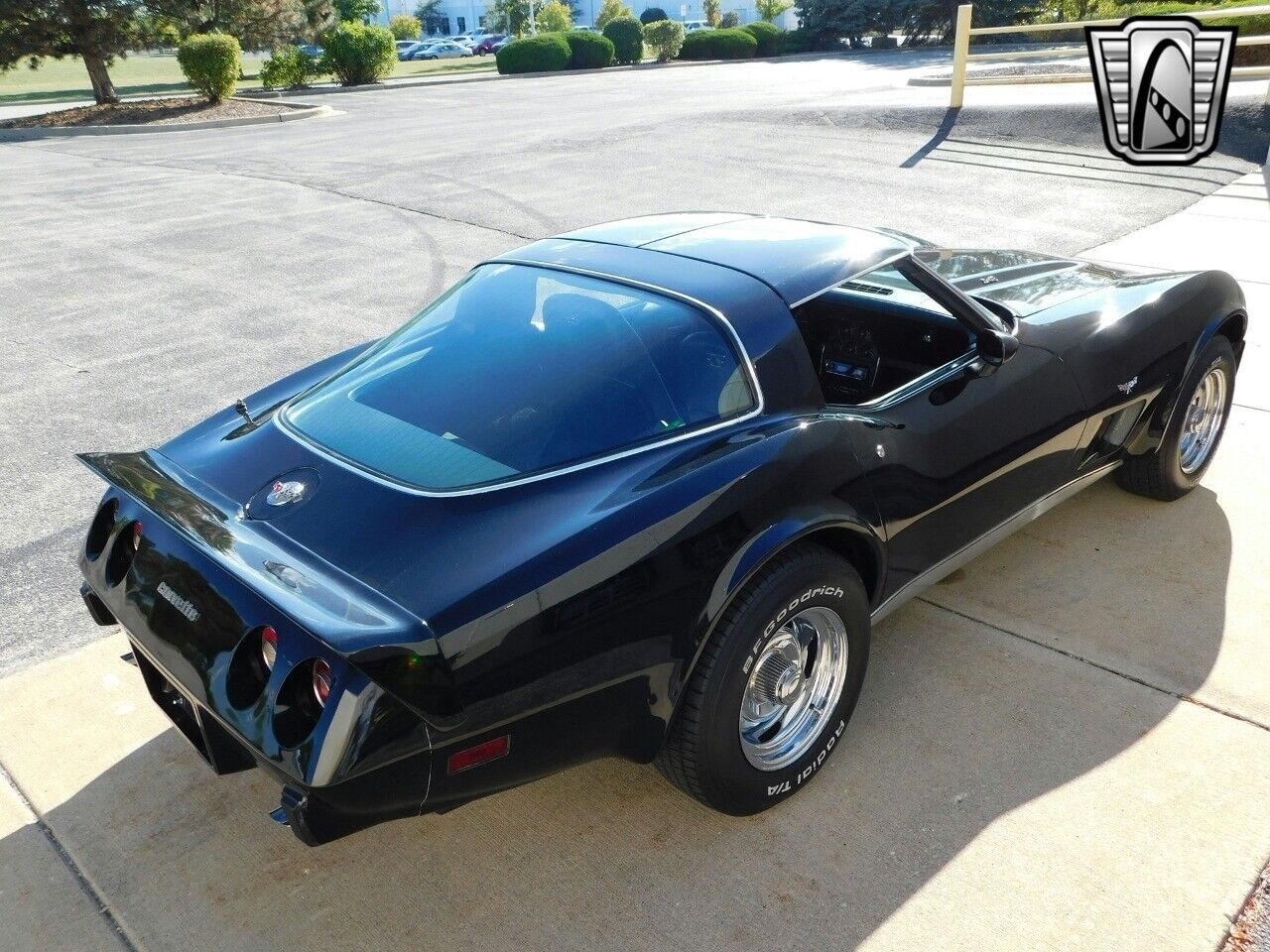 Chevrolet-Corvette-Coupe-1978-Black-Black-94002-3