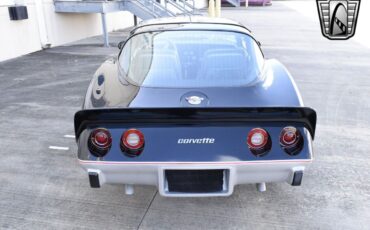 Chevrolet-Corvette-Coupe-1978-Black-Gray-14685-3