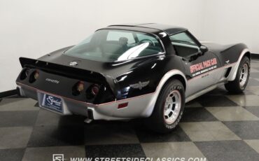 Chevrolet-Corvette-Coupe-1978-Black-Silver-37731-10