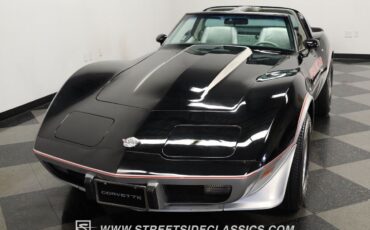 Chevrolet-Corvette-Coupe-1978-Black-Silver-37731-16