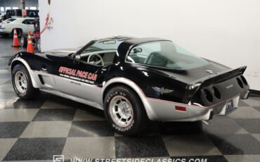 Chevrolet-Corvette-Coupe-1978-Black-Silver-37731-6