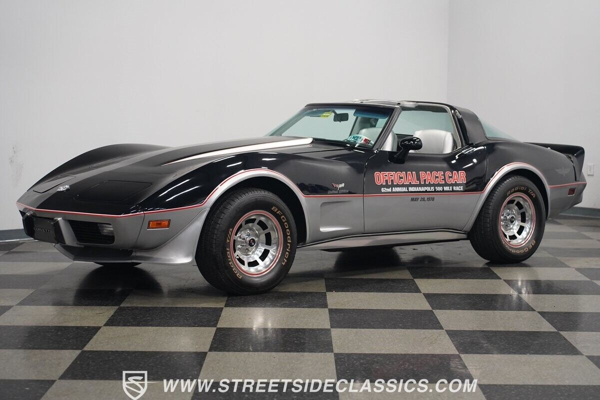 Chevrolet-Corvette-Coupe-1978-Black-Silver-5778-7