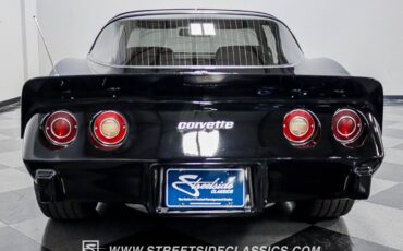 Chevrolet-Corvette-Coupe-1979-Black-Black-102182-10