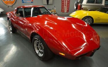 Chevrolet-Corvette-Coupe-1979-Red-Black-52263-3