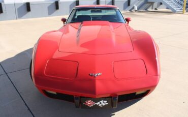 Chevrolet-Corvette-Coupe-1979-Red-Black-58604-11