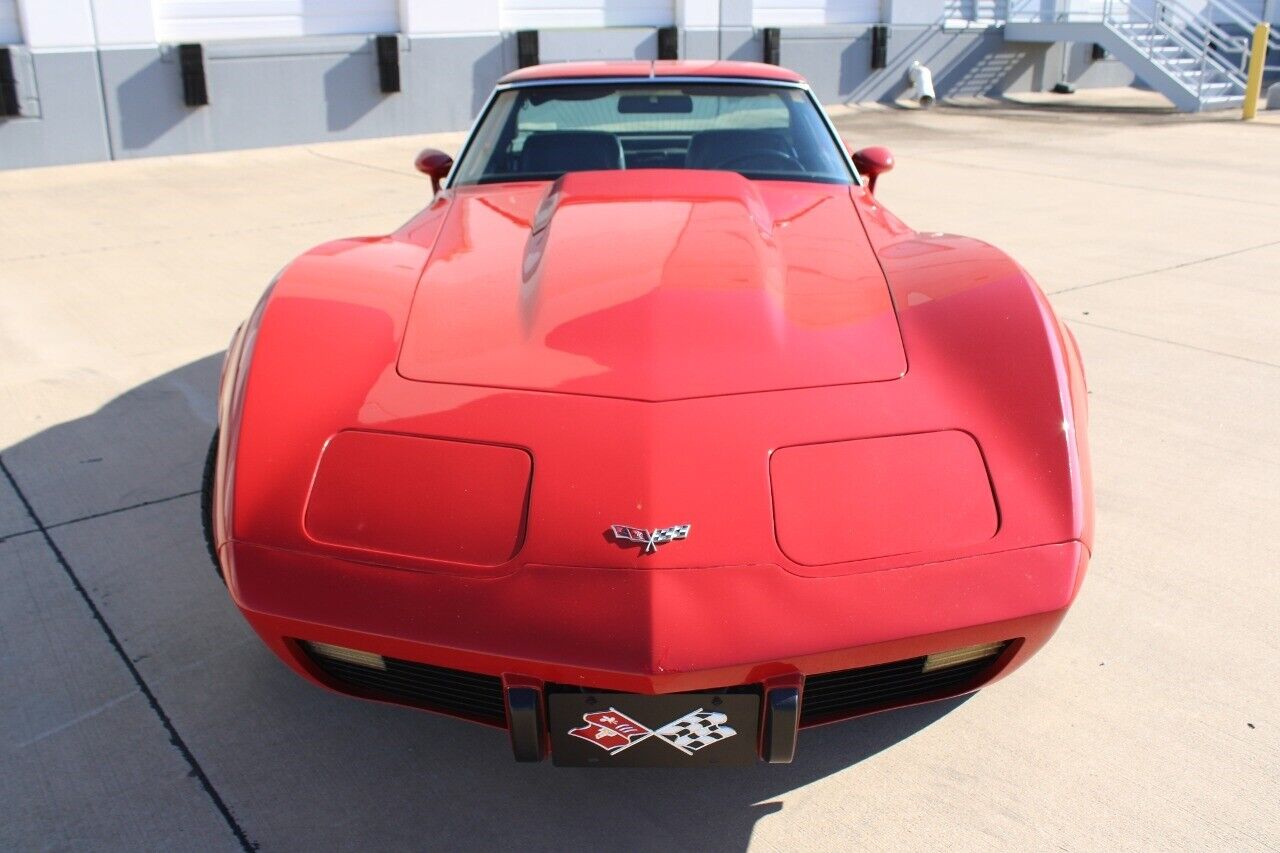 Chevrolet-Corvette-Coupe-1979-Red-Black-58604-11